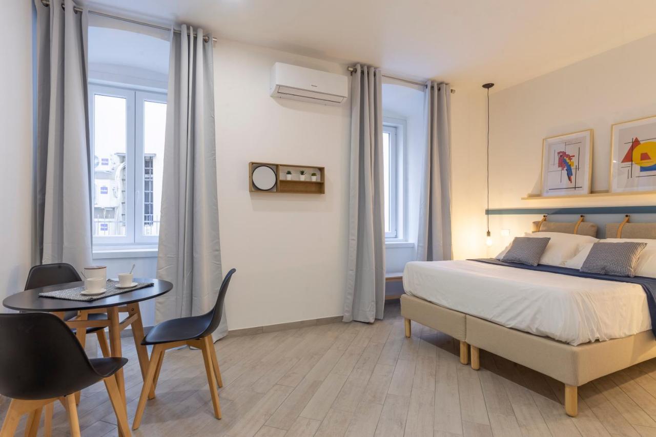 Cool And Stylish City Apartment - Wifi Triëst Buitenkant foto